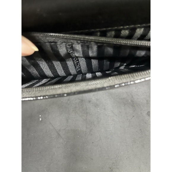 Victoria's Secret Black Croc Wallet Clutch Wristlet Gold Chain Tan Interior - Picture 7 of 10